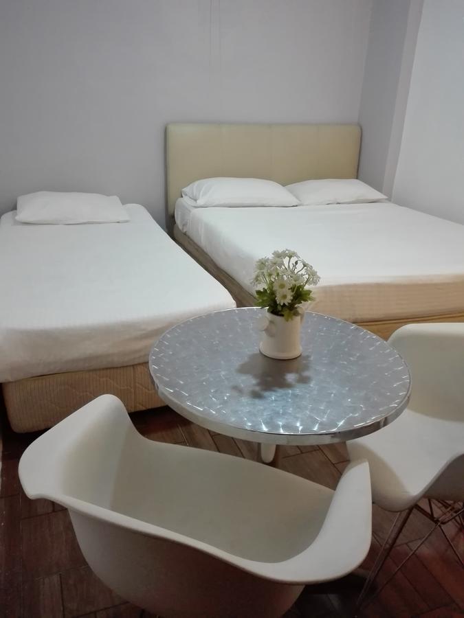 Tonight Hotel Hostel George Town Bagian luar foto